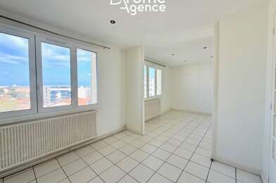 Appartement 3 pièces 105900 €