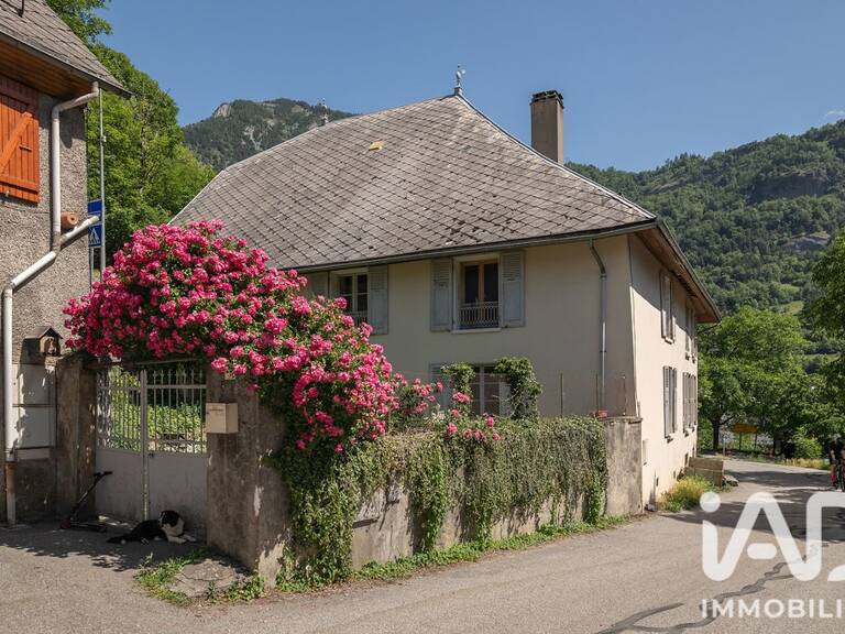 Vente Maison de village 9 pièces — photo 1
