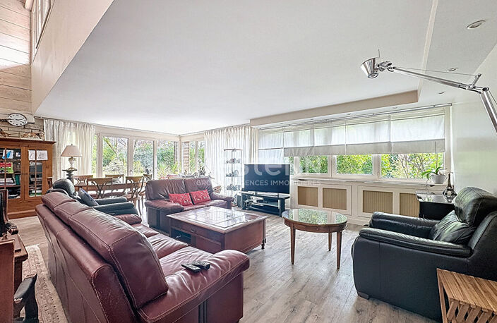Maison  7 pièce(s),  263 m2 habitables terrain 3812m² — photo 5