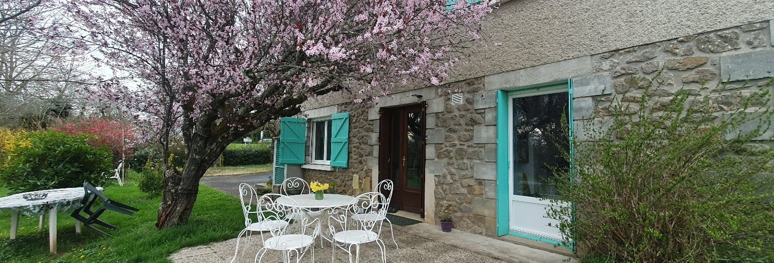 Maison 7 Pièces 120 m² à vendre à Saint-Étienne-de-Maurs (15600)