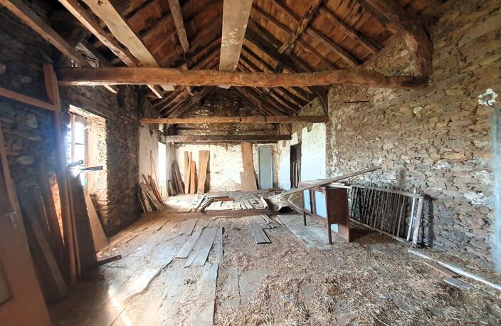 Grange — photo 4