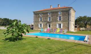 Maison 13 Pièces 325 m² à vendre à La Ronde (17170)