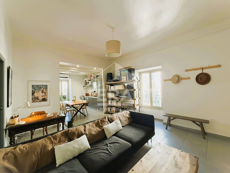 MARSEILLE 1er  PLACE ESTIENNE D'ORVES - T2 bis 51m² — photo 1