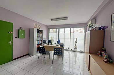 Commerce 3 pièces 853 €