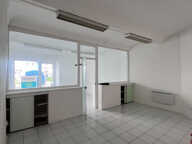 CENTRE VILLE DE LORIOL LOCAL COMMERCIAL — photo 3