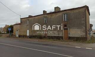 Maison 9 Pièces 200 m² à vendre à Essarts-en-Bocage (85140)