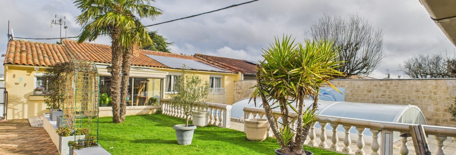 Maison 5 Pièces 104 m² à vendre à Loulay (17330)