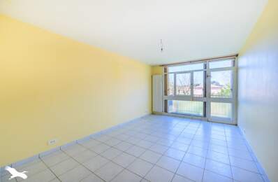 Appartement de 5 pièces principales — photo du bien