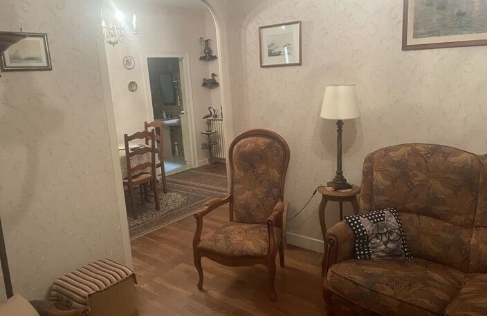 Maison de bourg de 8 pièces principales — photo 5