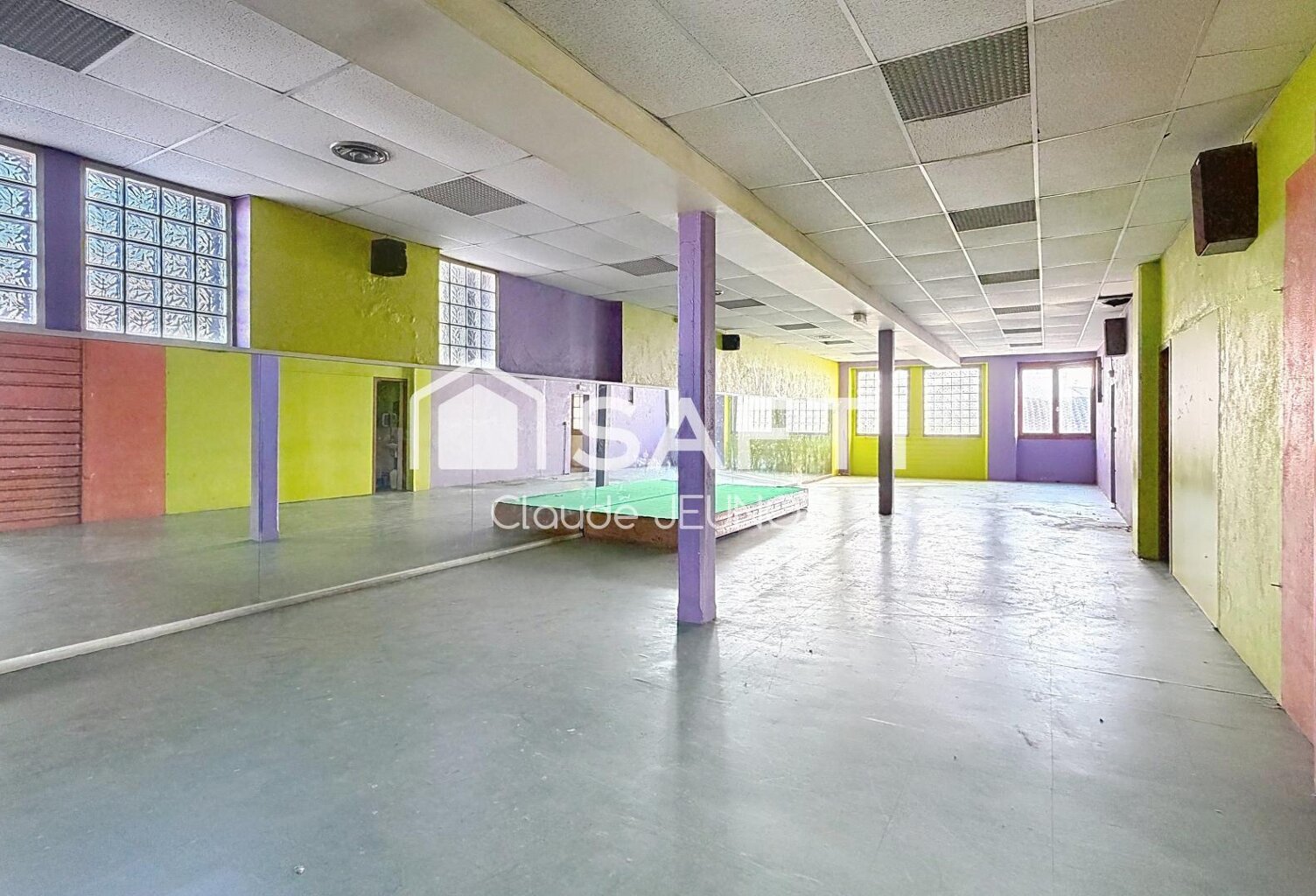 Immeuble 600 m² à rénover + terrain constructible  Périgueux centre — photo 1