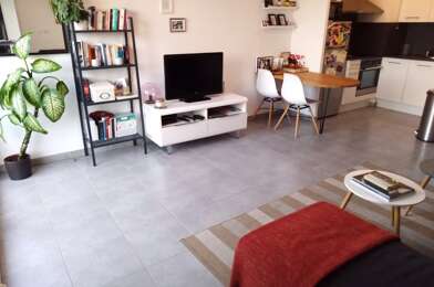 Appartement 2 pièces 805 €