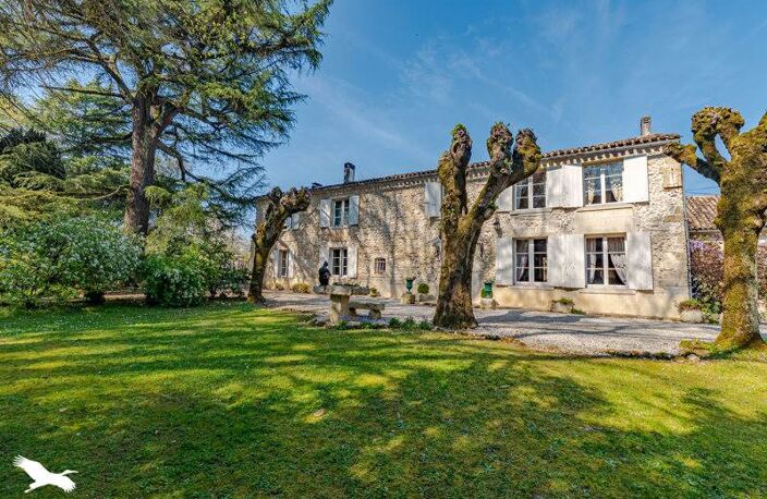 Domaine de 6 pièces principales — photo 3