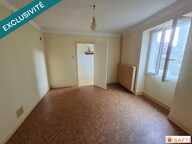 Immeuble à rénover, 230m2, 3 logements et local commercial — photo 4