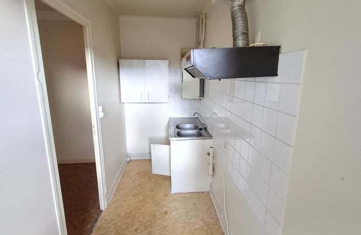 Immeuble à rénover, 230m2, 3 logements et local commercial — photo 5