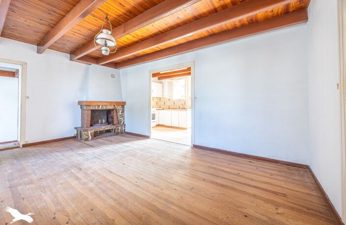 Maison en pierre de 4 pièces principales — photo 2