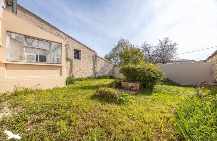 Maison en pierre de 4 pièces principales — photo 3