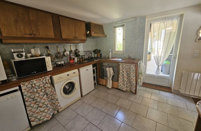 Maison en pierre de 5 pièces principales — photo 3