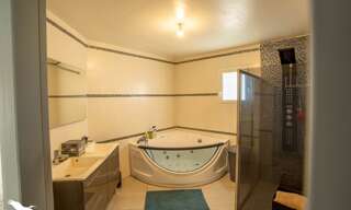 Maison 6 Pièces 137 m² à vendre à Baron (33750)