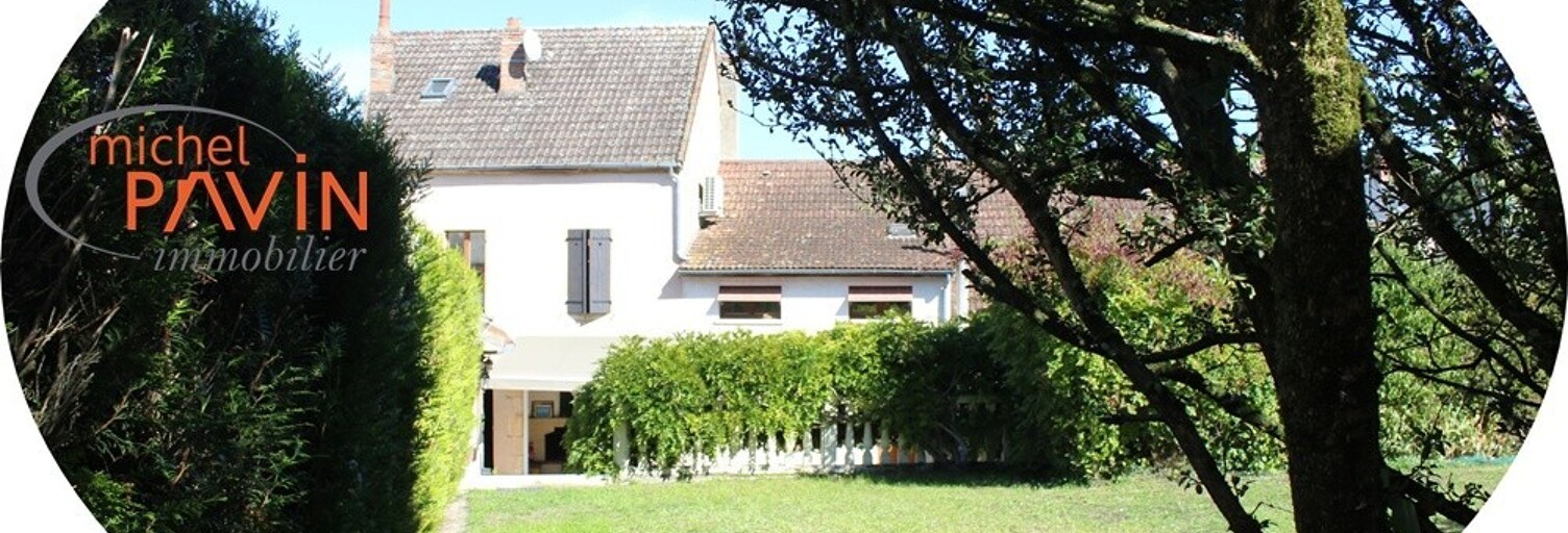 Maison 9 Pièces 144 m² à vendre à La Guerche-sur-l'Aubois (18150)