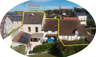 Maison 9 Pièces 144 m² à vendre à La Guerche-sur-l'Aubois (18150)