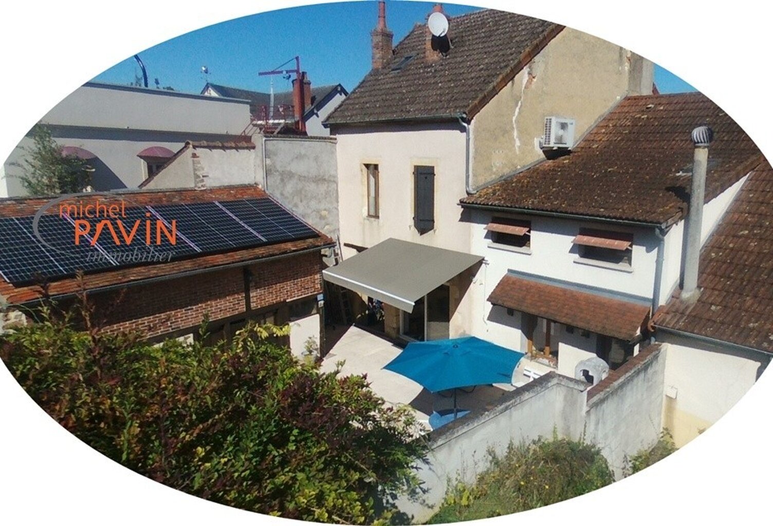 vente maison - 9 pièce(s) — photo 1