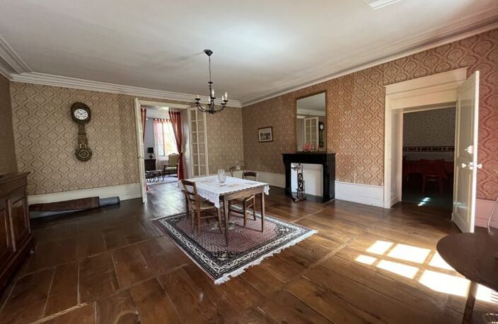 Maison de ville de 7 pièces principales — photo 2