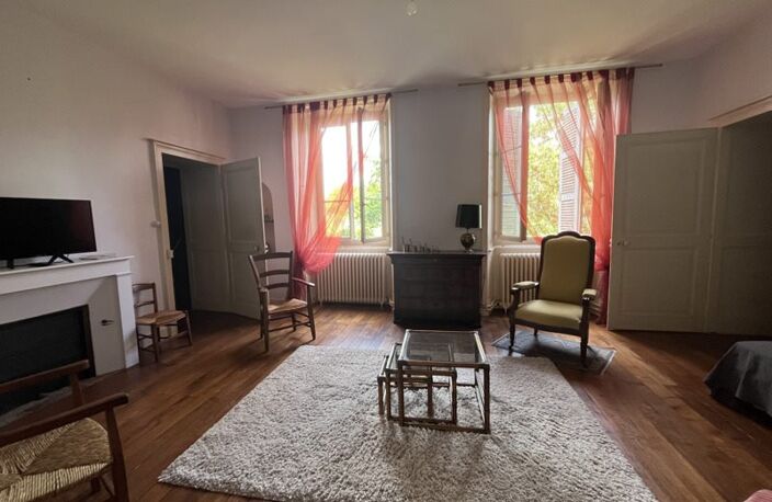 Maison de ville de 7 pièces principales — photo 3