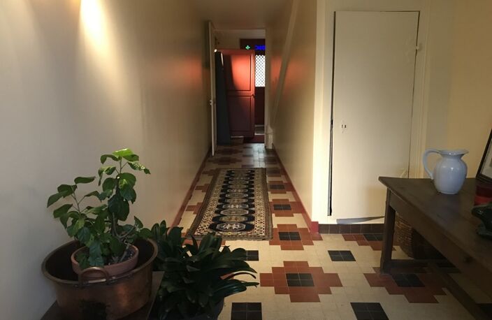 Maison de ville de 7 pièces principales — photo 4