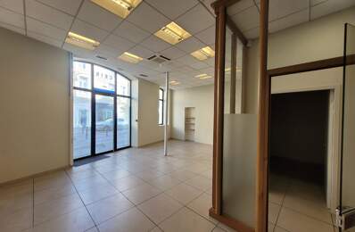 Local commercial — photo du bien
