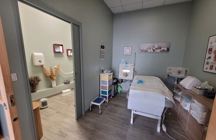 Local commercial — photo 2