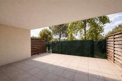 Appartement 3 pièces 841 €