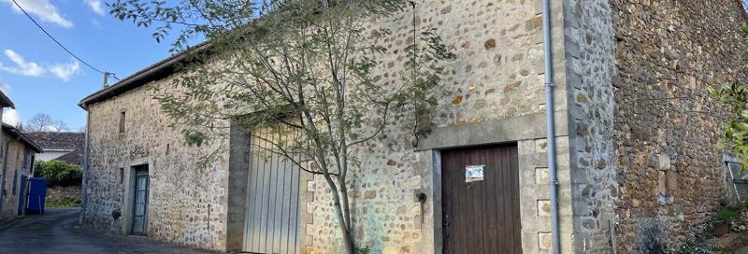 Maison 1 Pièce 336 m² à vendre à Orgedeuil (16220)