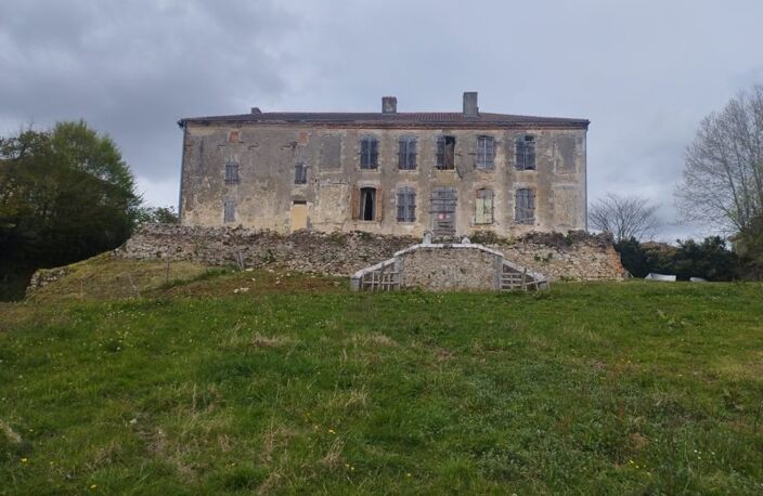 Maison en pierre de 15 pièces principales — photo 4