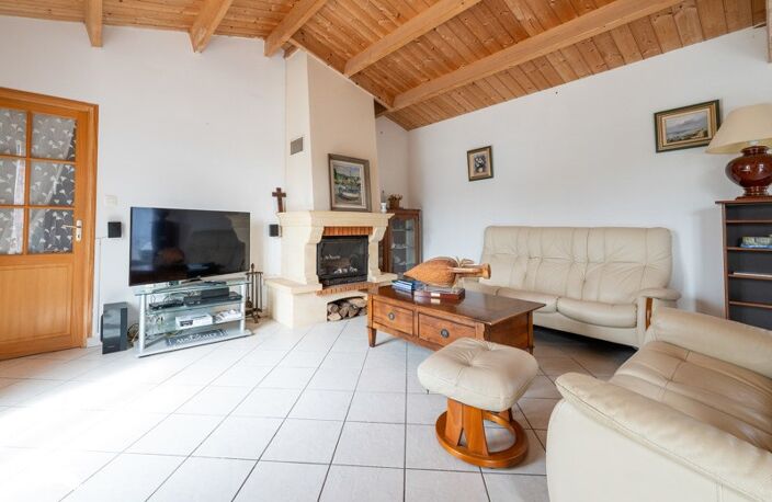 Vente maison 4 pièces 103 m² Saint-Denis-d'Oléron (17650) — photo 3
