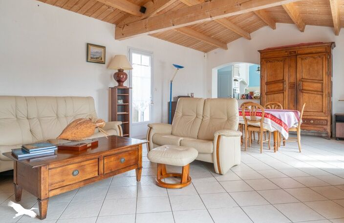 Vente maison 4 pièces 103 m² Saint-Denis-d'Oléron (17650) — photo 4