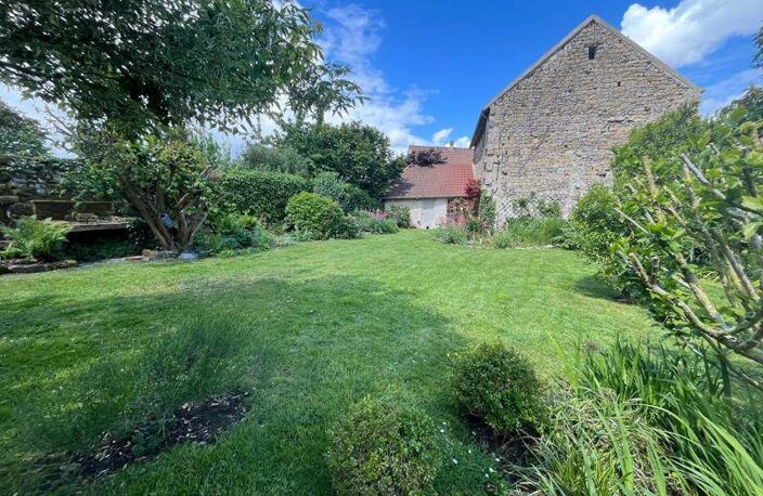 Maison en pierre de 6 pièces principales — photo 2