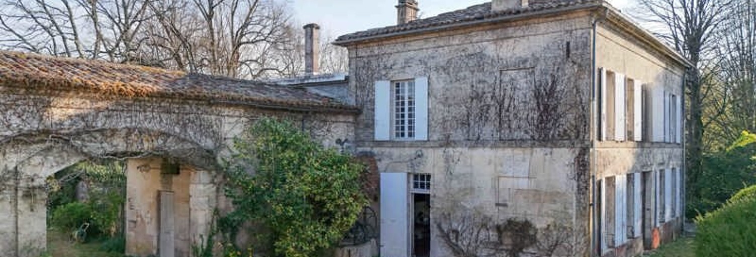 Maison 9 Pièces 277 m² à vendre à Jonzac (17500)