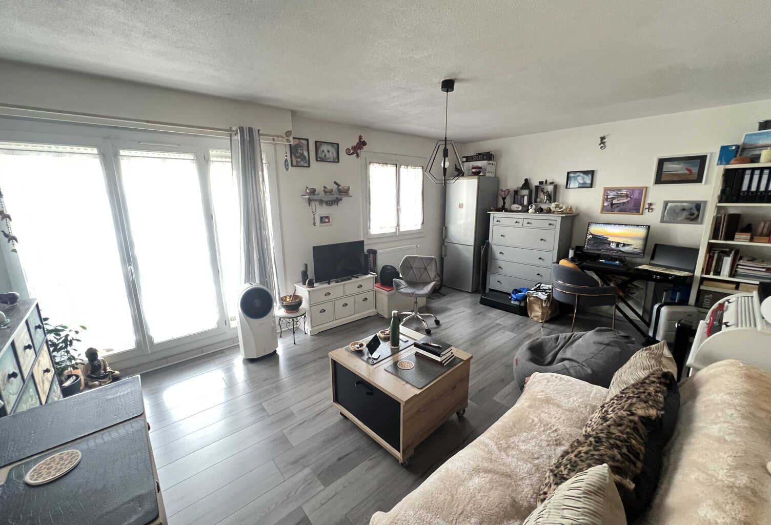 TOULON PROCHE CENTRE STUDIO 31M2 VENDU LOUE — photo 1