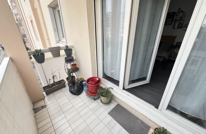 TOULON PROCHE CENTRE STUDIO 31M2 VENDU LOUE — photo 3