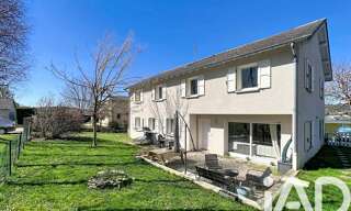 Maison 13 Pièces 229 m² à vendre à Saint-Julien-Chapteuil (43260)