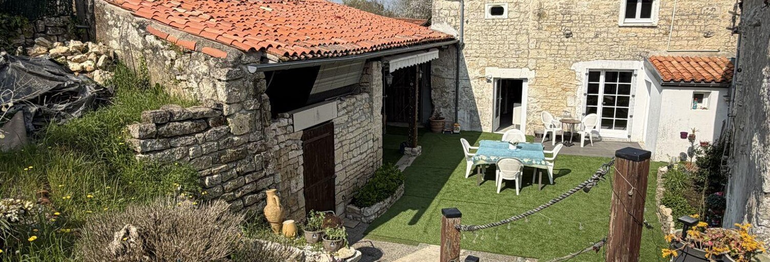 Maison 3 Pièces 79 m² à vendre à Longèves (85200)