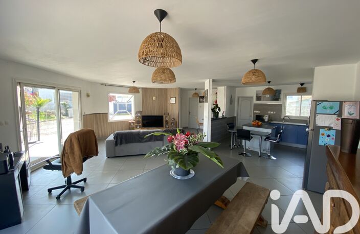 Vente Maison/villa 7 pièces — photo 2