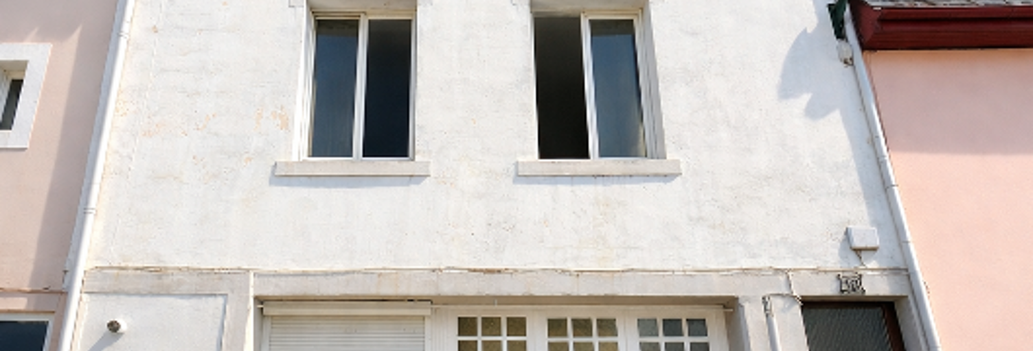 Immeuble  240 m² à vendre à Lourdes (65100)