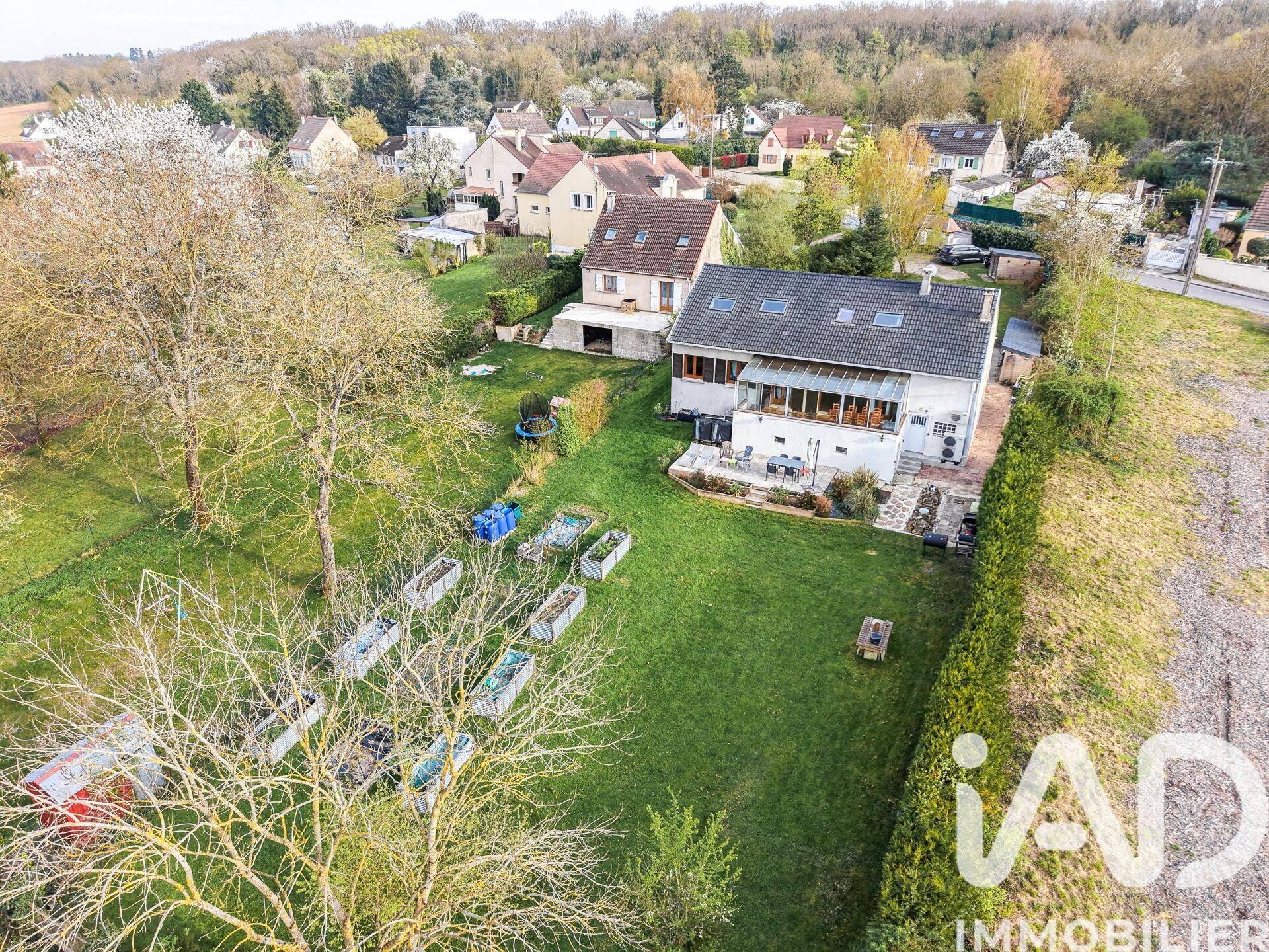 Vente Maison/villa 8 pièces - Photo 2