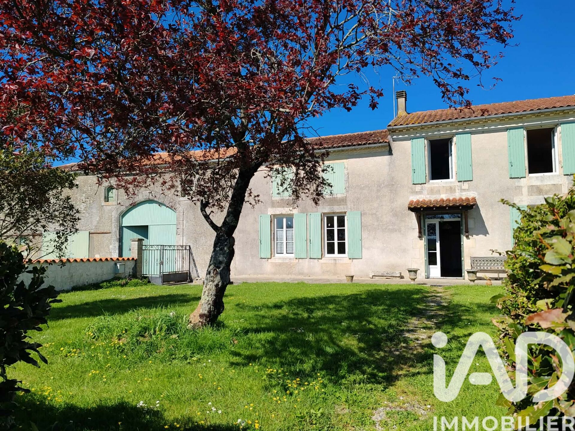 Tonnay-Boutonne - 159m² - 6p. - 4ch.