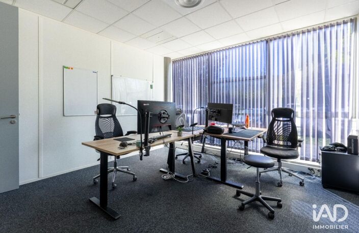 Location Bureaux 200 m&sup2; — photo 2
