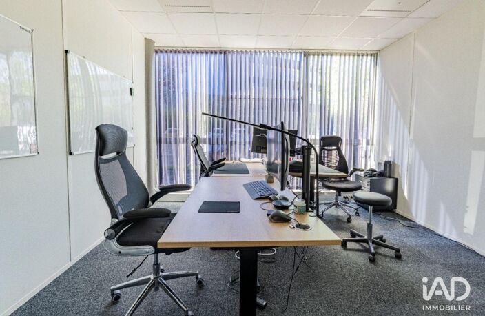 Location Bureaux 200 m&sup2; — photo 3
