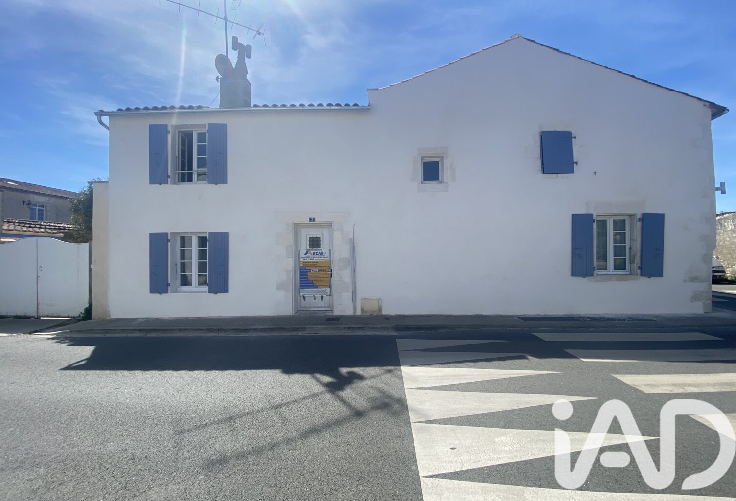 Vente Studio 1 pièce — photo 1