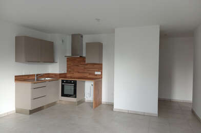 Appartement 3 pièces 915 €