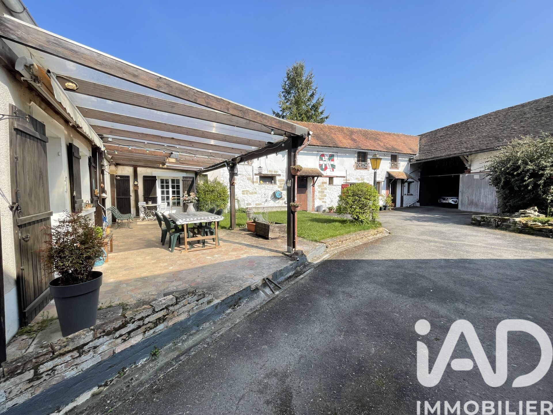 Vente Maison/villa 10 pièces - Photo 2